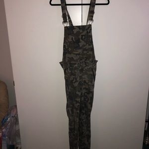 Forever 21 camouflage overalls size medium